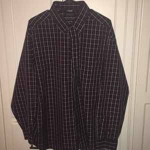 Roundtree & York’s two-ply cotton shirt